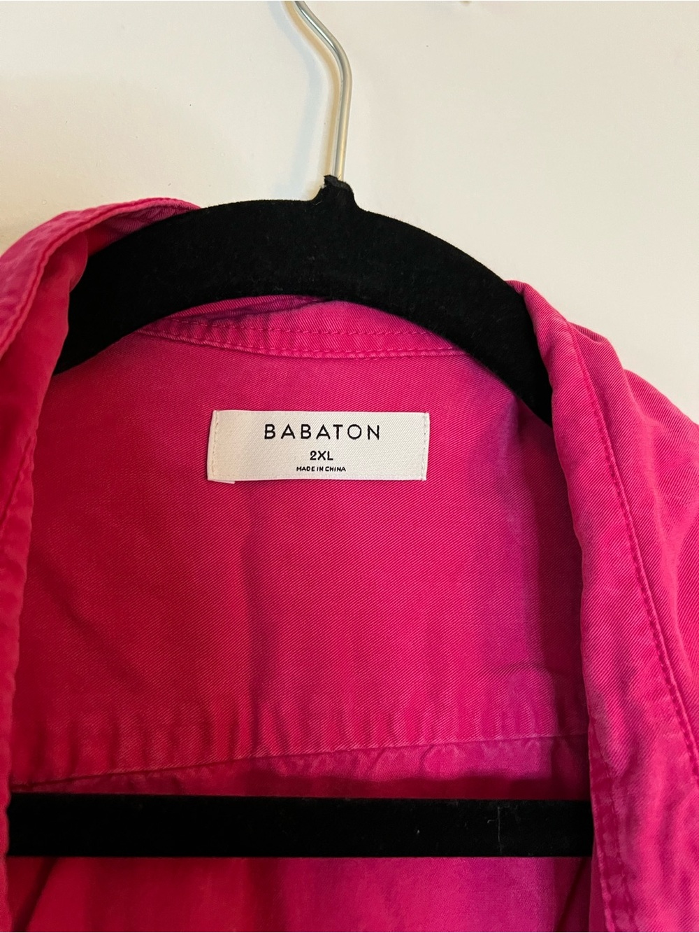 Aritzia Babaton Button-Down Shirt in Hot Pink